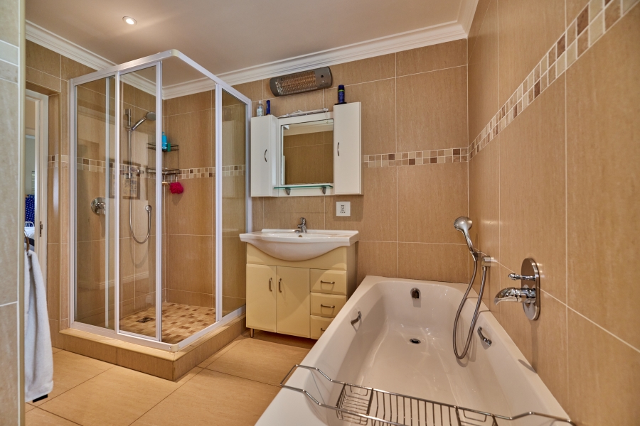 3 Bedroom Property for Sale in Crofters Valley Western Cape